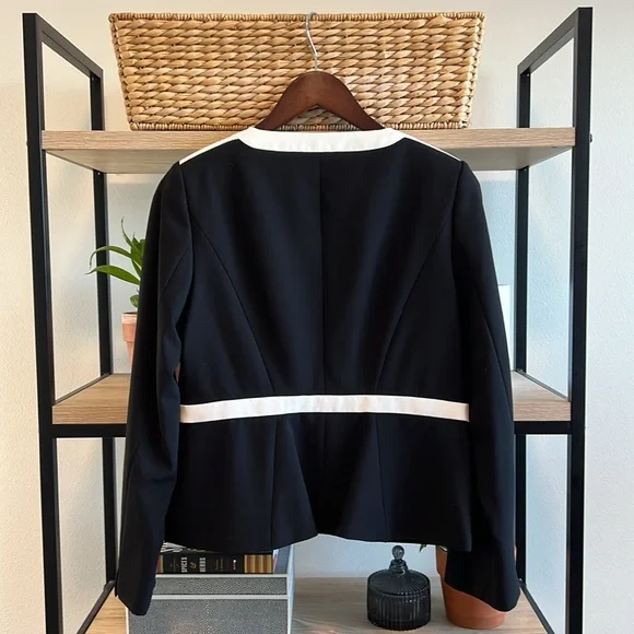 Calvin Klein Zip Front Modern Blazer, 10P - Picture 4 of 6